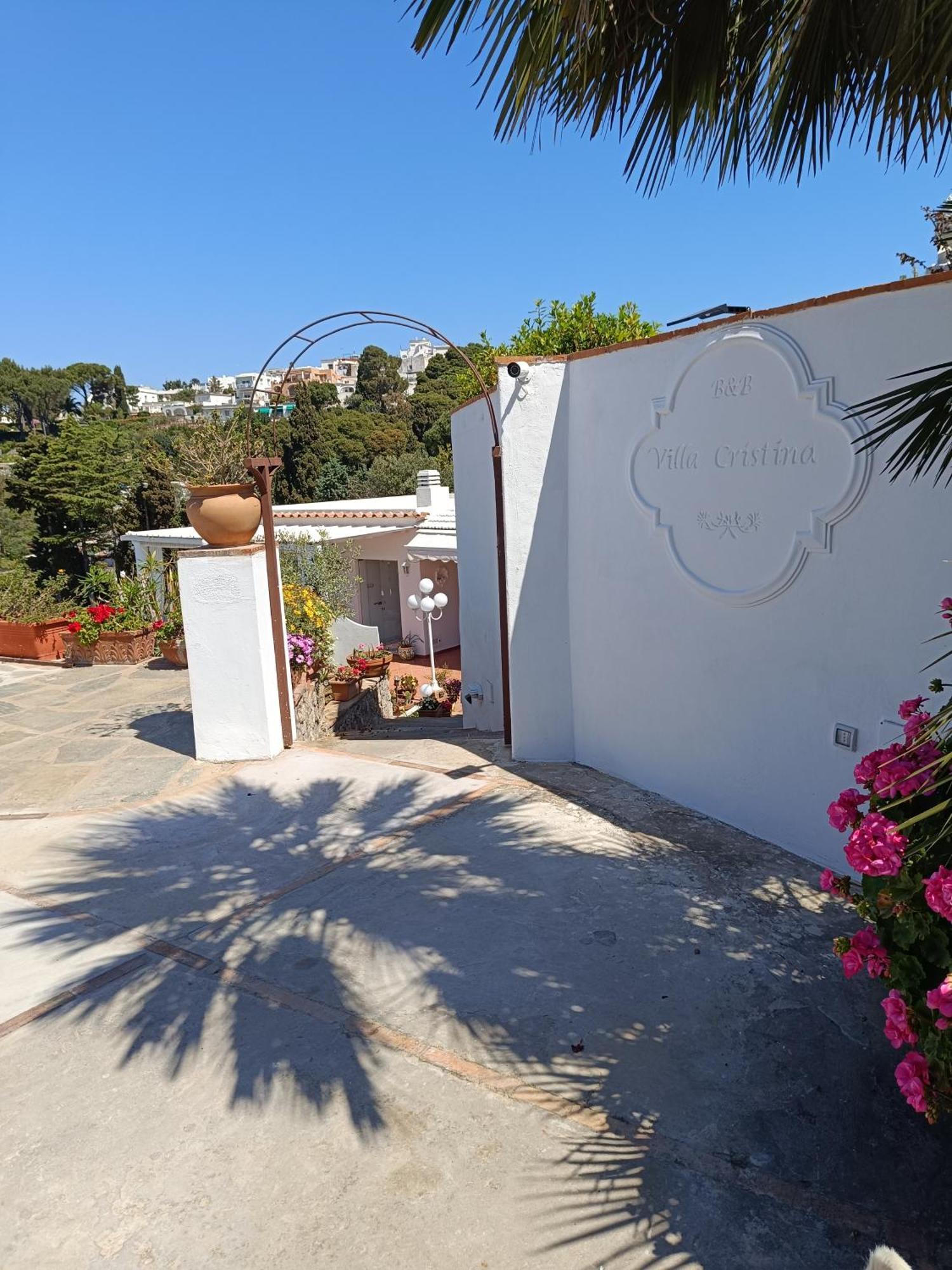 أناكابْري B&B Villa Cristina المظهر الخارجي الصورة